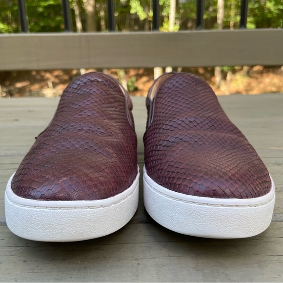 Vionic Midi Snake in Merlot Slip-On Sneaker shoes size 8 - Picture 6 of 15